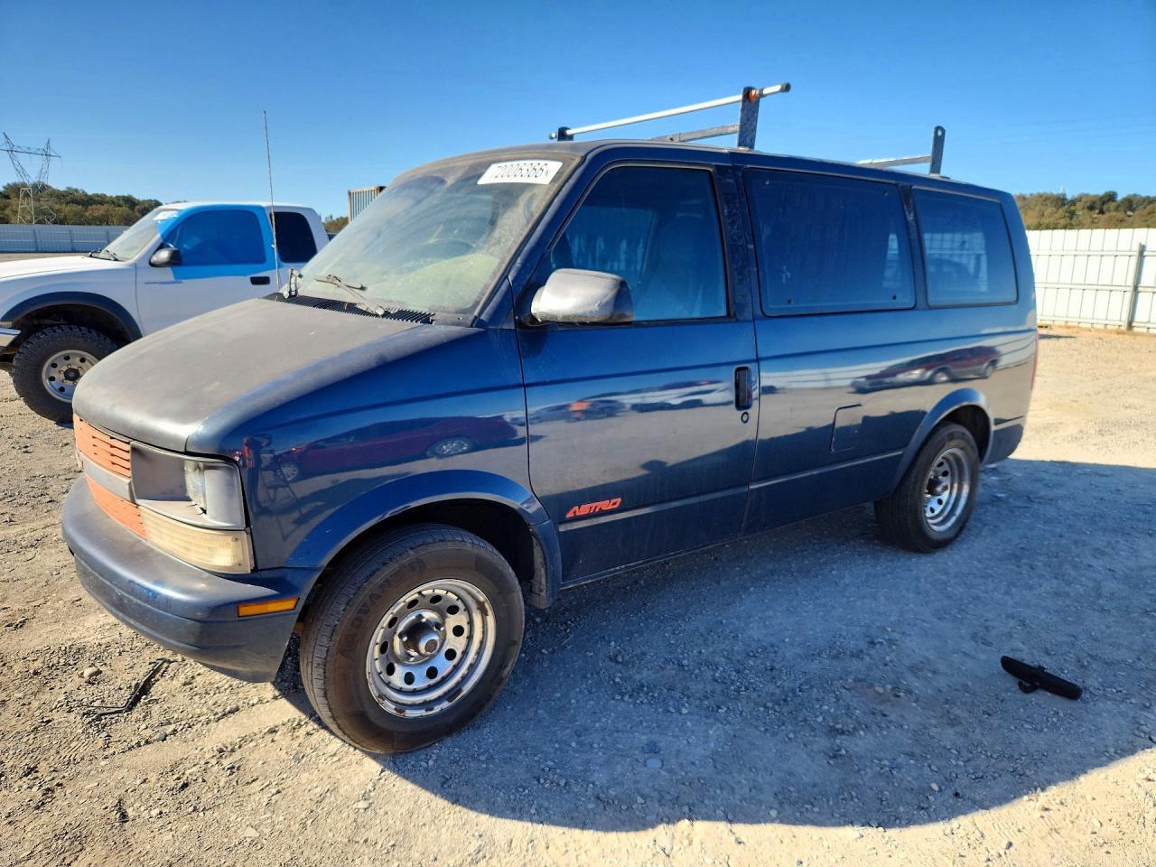 2000 CHEVROLET ASTRO | 1GNEL19W1YB192188 | UPCARS