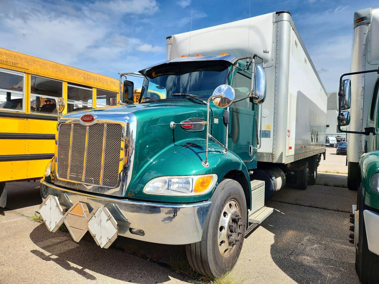 2020 PTRB ALL OTHER PETERBILT  BOX TRUCK | 2NP3KM8X0LM668655 | UPCARS
