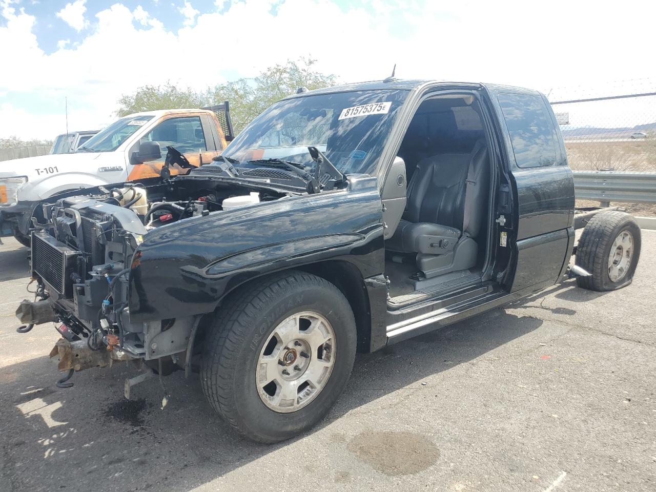 2005 CHEVROLET SILVERADO SS | 2GCEK19N651334968 | UPCARS