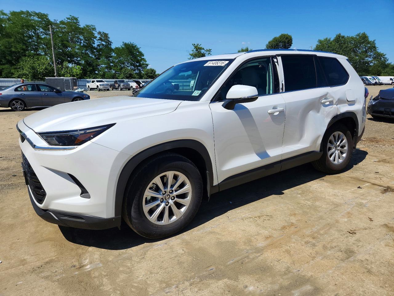 2026 TOYOTA ALL OTHER XLE | 5TDAAAB50TS131608 | UPCARS
