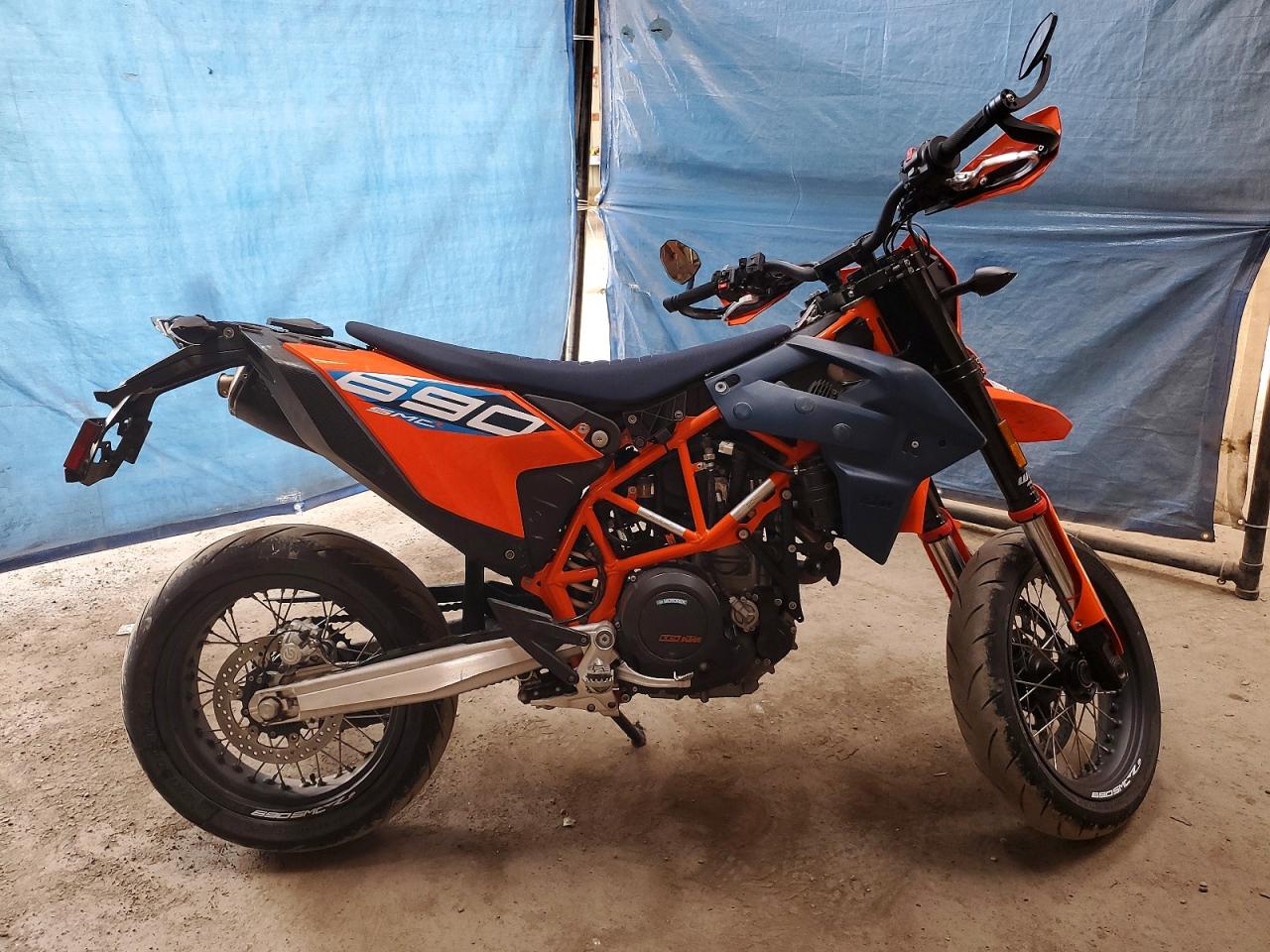 2024 KTM MOTORCYCLE SMC R | VBKLSV402RM762958 | UPCARS