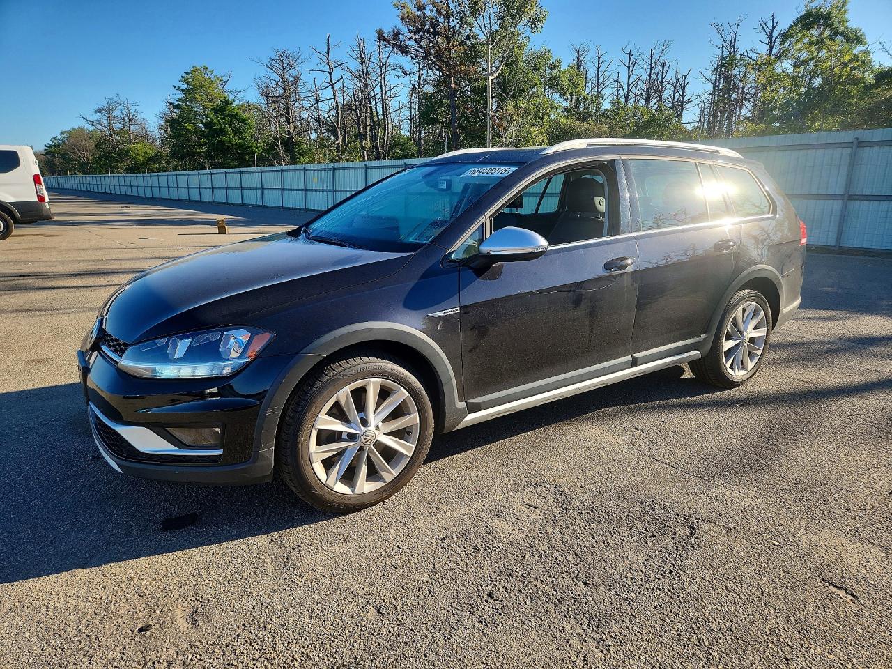 2019 VOLKSWAGEN GOLF S | 3VWH17AU5KM517284 | UPCARS