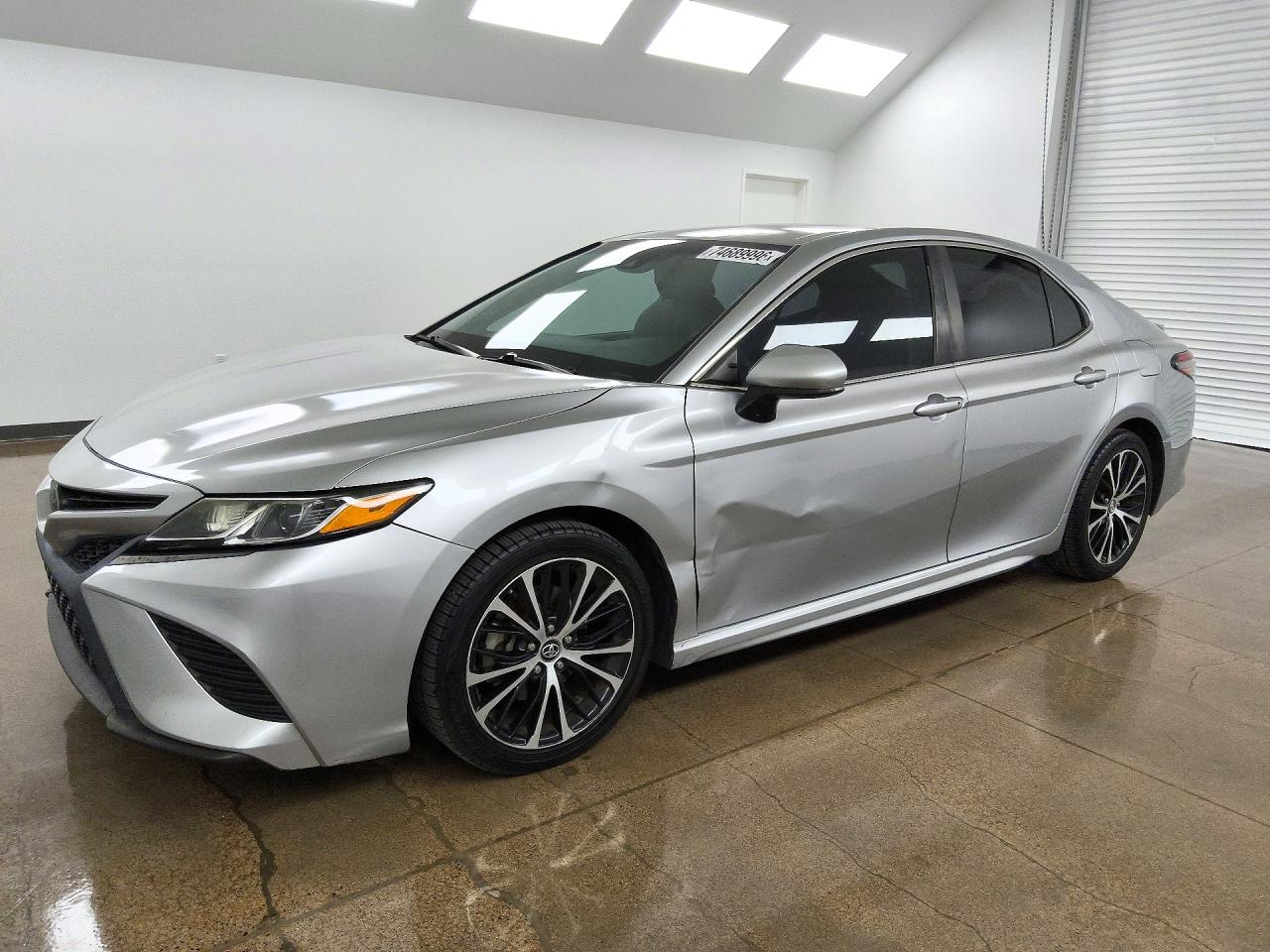 2018 TOYOTA CAMRY SE | 4T1B11HK6JU628541 | UPCARS