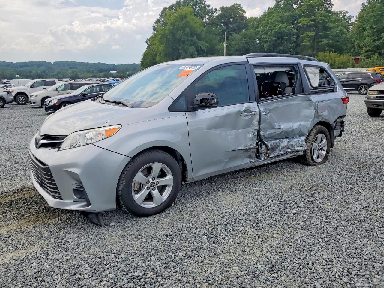2020 TOYOTA SIENNA LE | 5TDKZ3DC9LS053513 | UPCARS