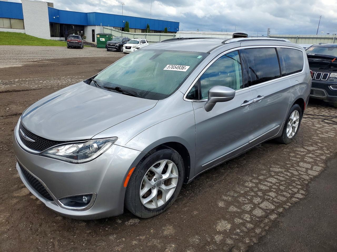 2017 CHRYSLER PACIFICA LX | 2C4RC1EG3HR614150 | UPCARS