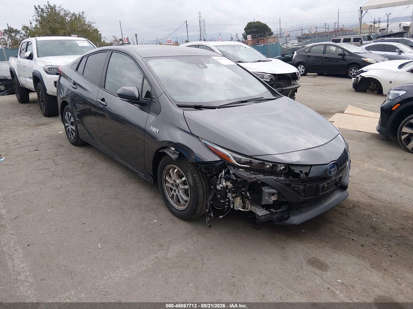 2022 TOYOTA PRIUS PRIME LE | JTDKAMFP1N3198093 | UPCARS