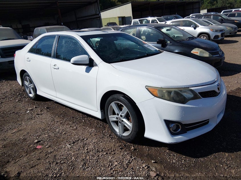 2014 TOYOTA CAMRY SE | 4T1BF1FK8EU390640 | UPCARS
