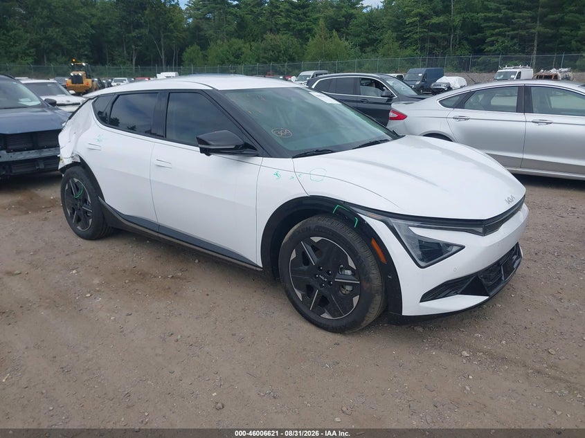 2025 KIA EV6 WIND AWD | 5XYC3DJCXSG012206 | UPCARS