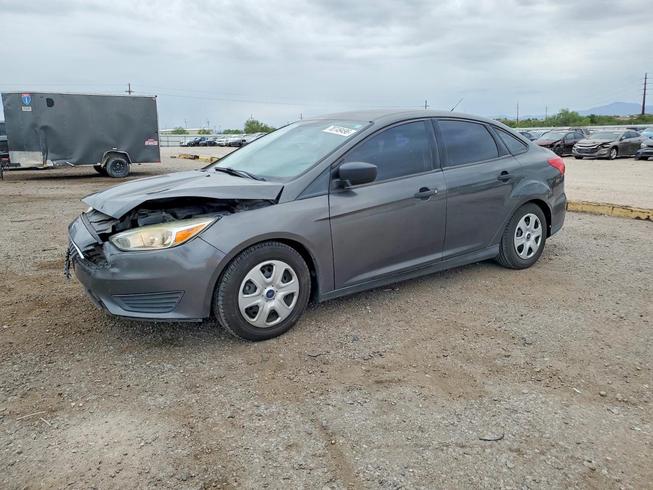 2016 FORD FOCU S | 1FADP3E25GL369136 | UPCARS
