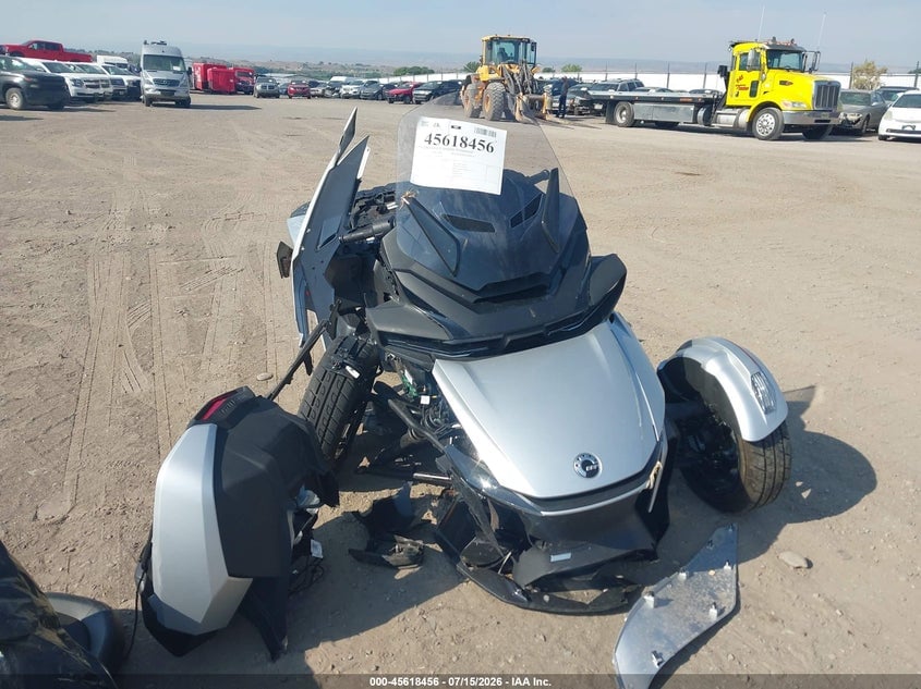 2025 CAN-AM SPYDER ROADSTE RT/RT LIMITED | 2BXNBDD27SV000547 | UPCARS