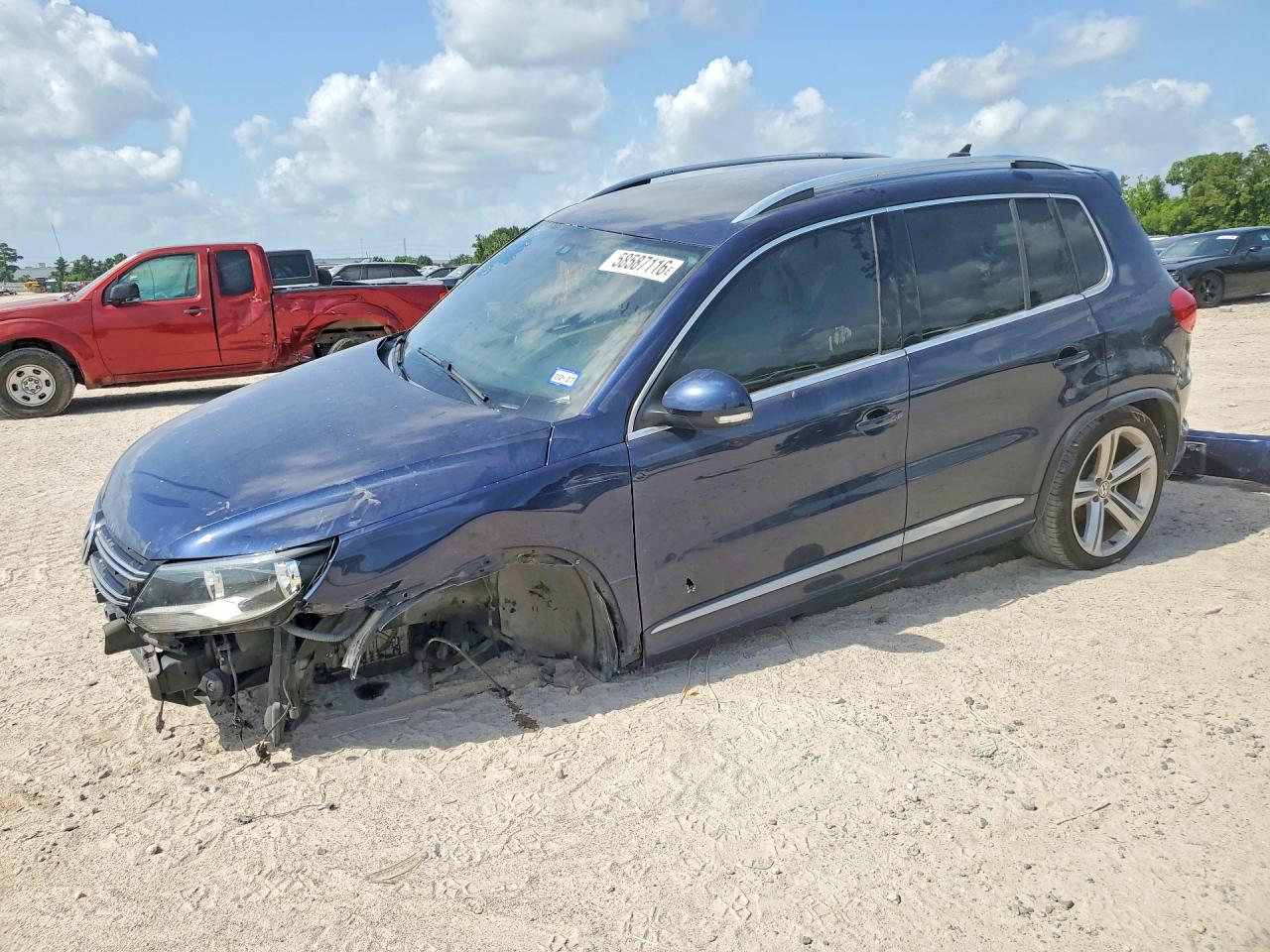 2016 VOLKSWAGEN TIGUAN S | WVGBV7AX9GW606589 | UPCARS