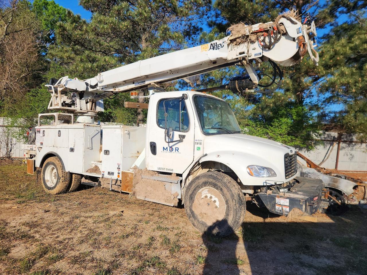 2024 FREIGHTLINER ALL OTHER BUSINESS CLASS  DIGGER DERRICK TRUCK | 3ALACXFC8RDVC2689 | UPCARS