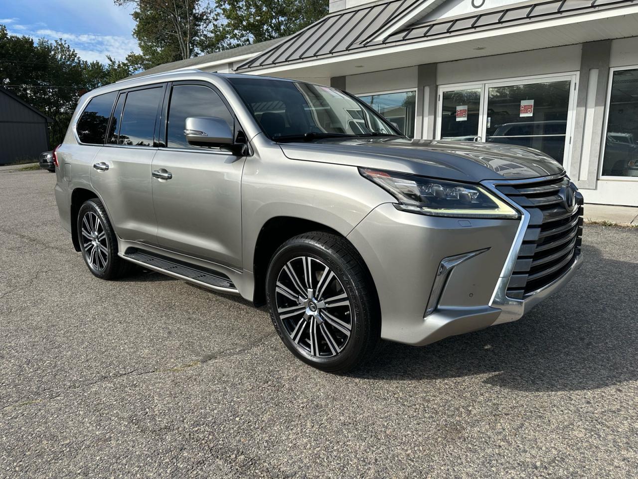 2018 LEXUS LX 570 | JTJHY7AX4J4256049 | UPCARS