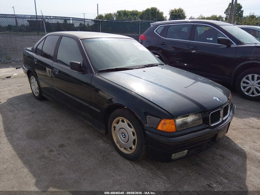 1993 BMW 318 I | WBACA5311PFG08631 | UPCARS