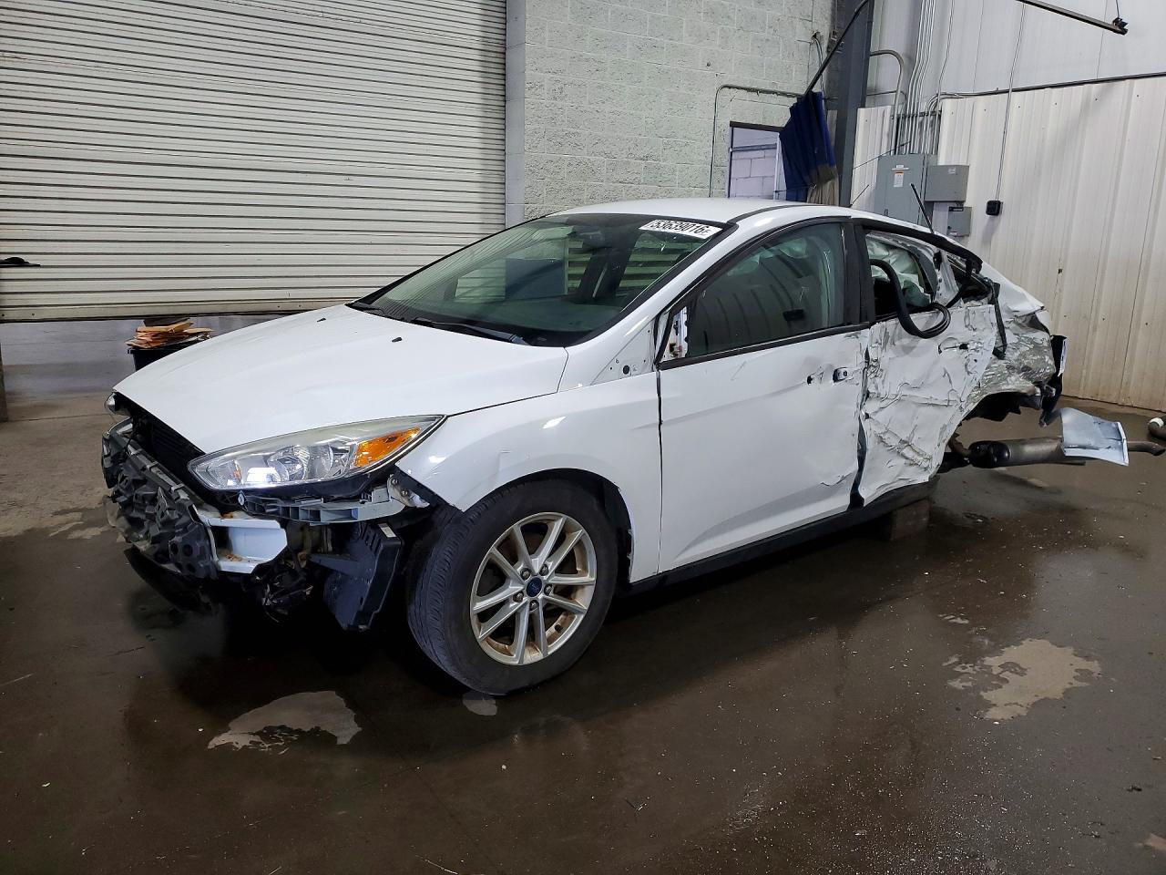 2015 FORD FOCU SE | 1FADP3F27FL262909 | UPCARS