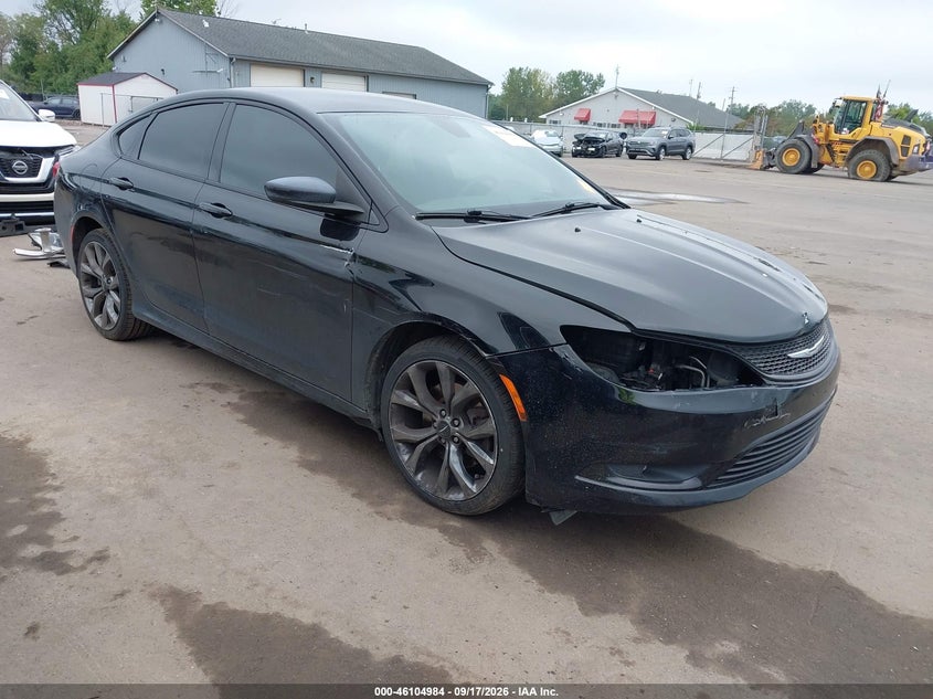 2015 CHRYSLER 200 S | 1C3CCCBB6FN635339 | UPCARS