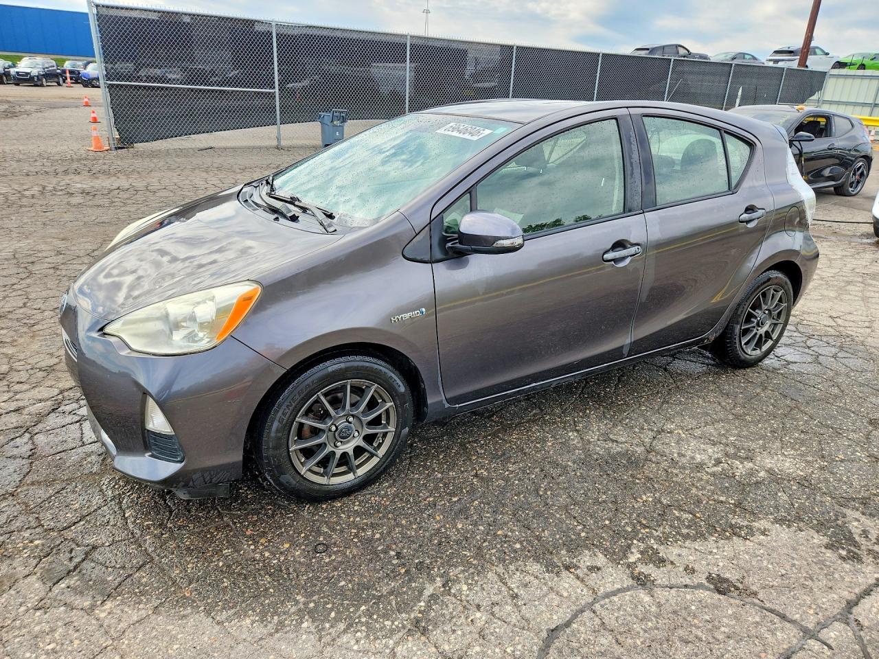 2013 TOYOTA PRIUS TWO | JTDKDTB3XD1540140 | UPCARS