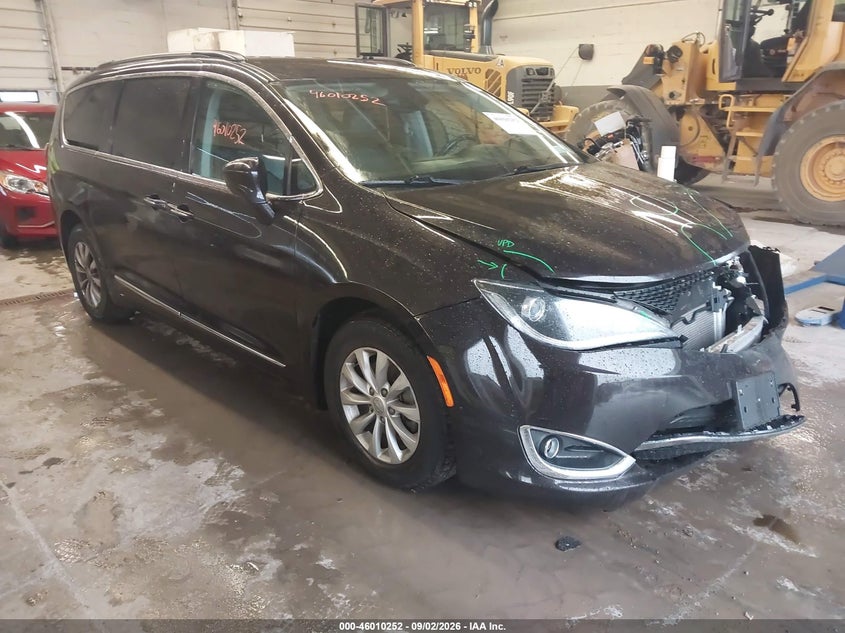 2017 CHRYSLER PACIFICA TOURING-L | 2C4RC1BGXHR705243 | UPCARS