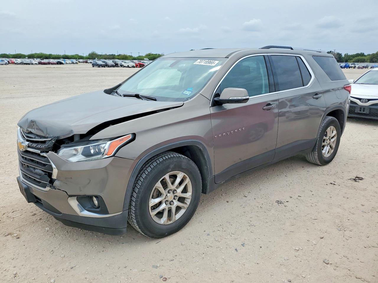 2018 CHEVROLET TRAVERSE LT | 1GNERGKW5JJ107733 | UPCARS