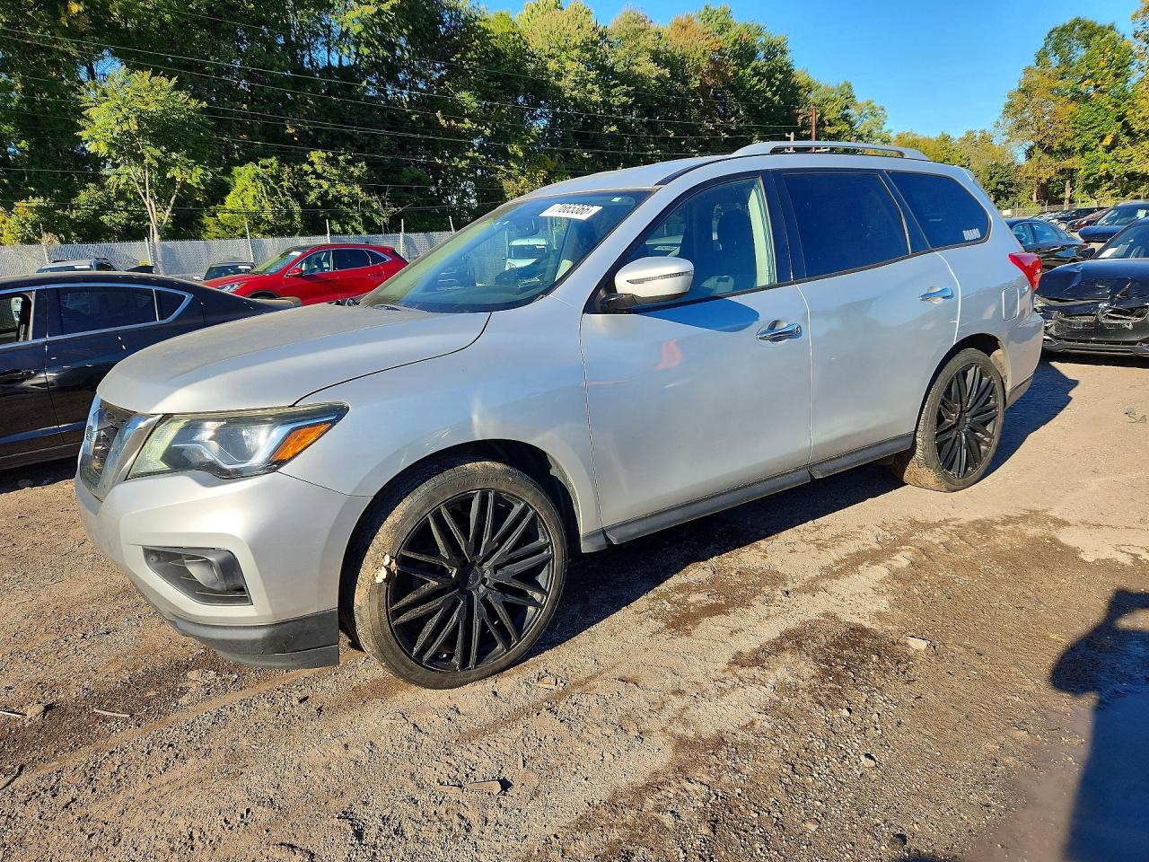 2018 NISSAN PATHFINDER SV | 5N1DR2MM0JC617362 | UPCARS