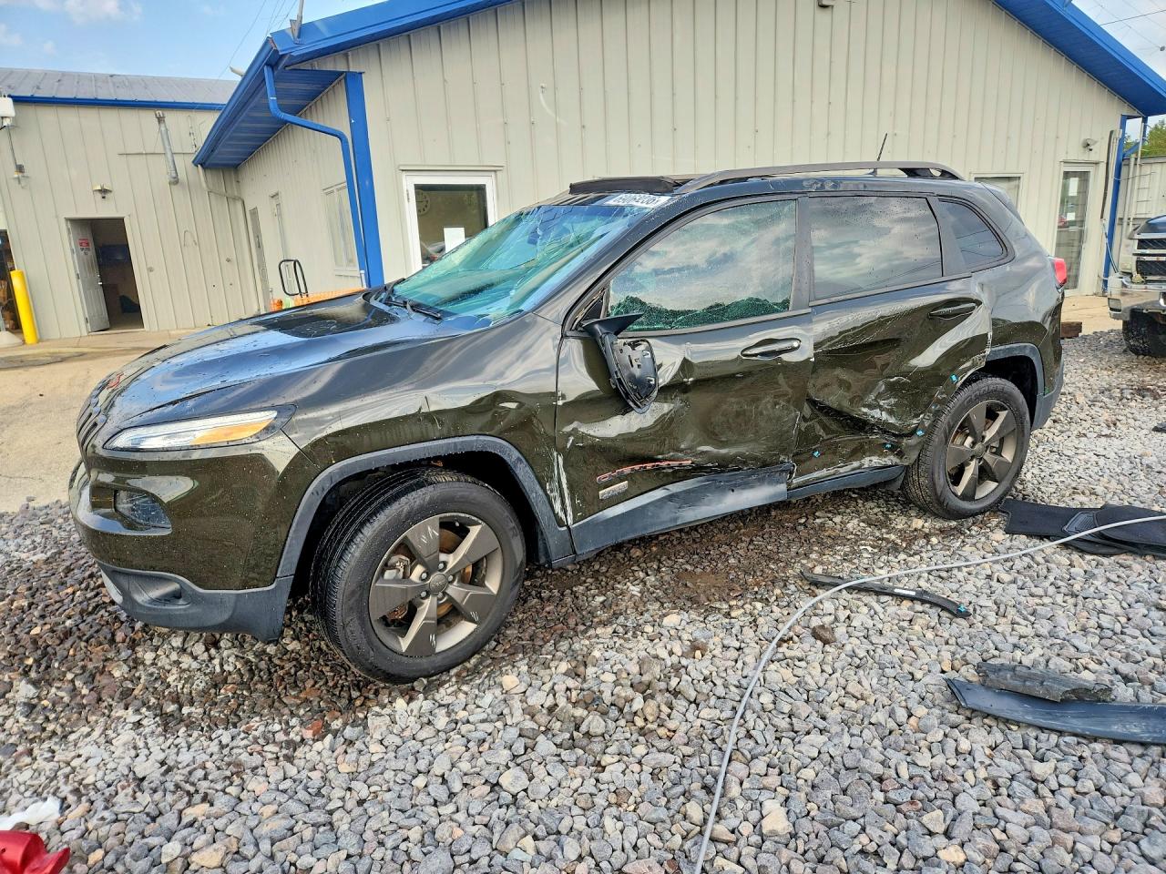 2016 JEEP CHEROKEE LATITUDE | 1C4PJMCB9GW235049 | UPCARS