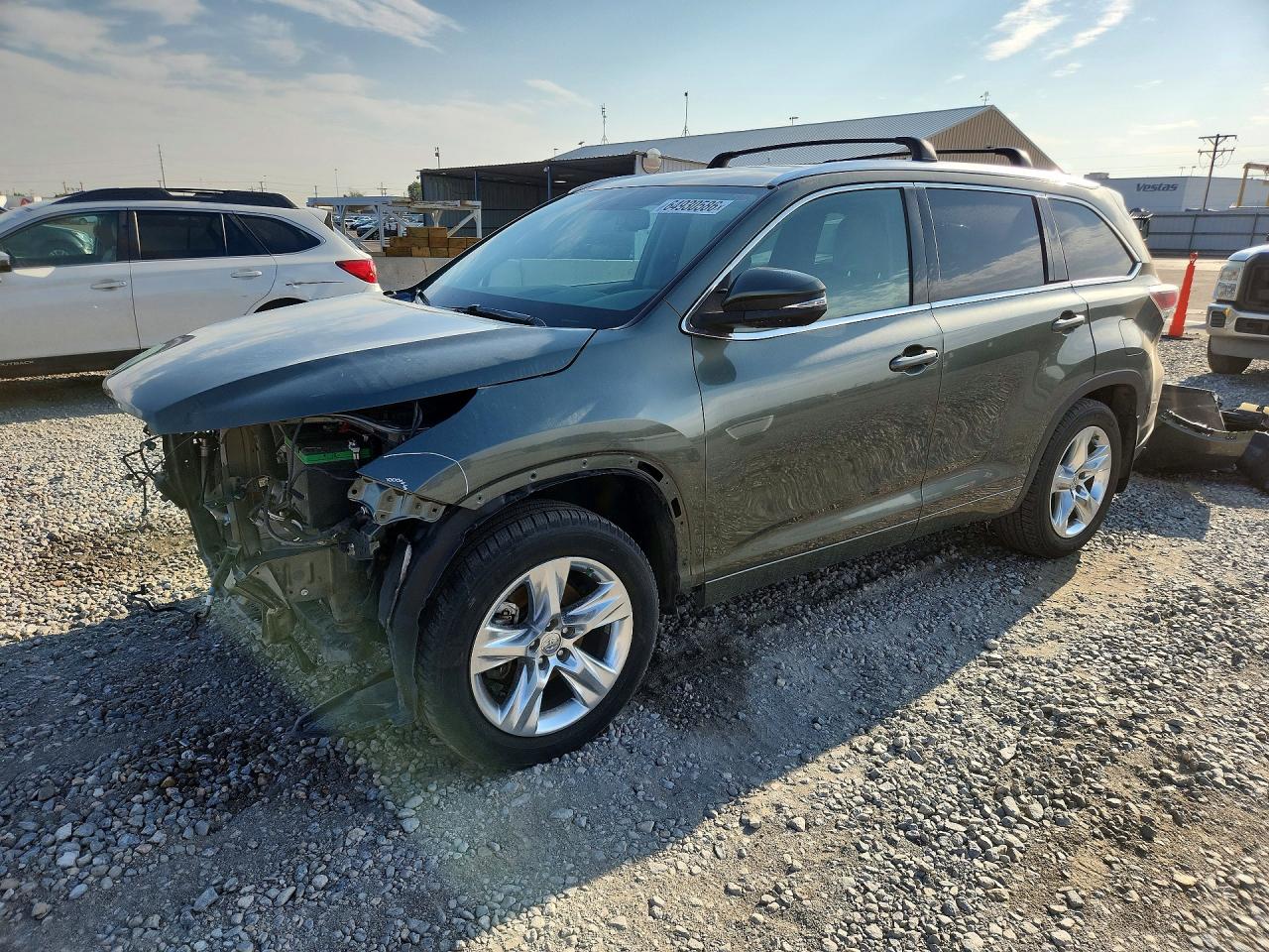 2015 TOYOTA HIGHLANDER LIMITED | 5TDDKRFH9FS143483 | UPCARS