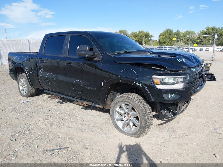 2019 RAM 1500 LARAMIE  4X4 6'4 BOX | 1C6SRFRT2KN586230 | UPCARS