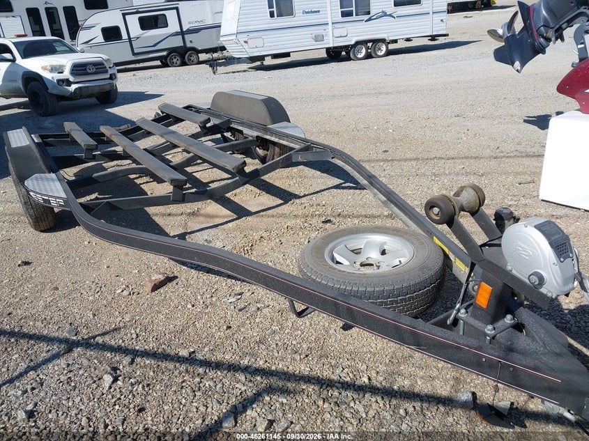 2013 CUSTOM TRAILER INC OTHER | 1L8FAEMH5DA012678 | UPCARS
