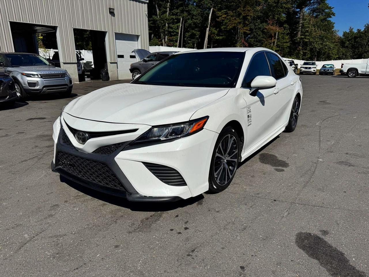 2018 TOYOTA CAMRY SE | 4T1B11HK8JU567855 | UPCARS