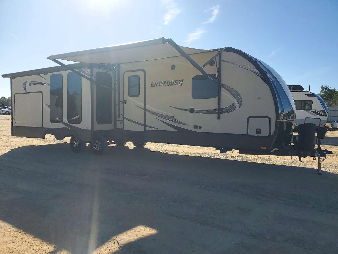 2018 FORESRIVER LACROSSE FOREST RIVER  CAMPER | 5ZT2LCYBXJB009137 | UPCARS