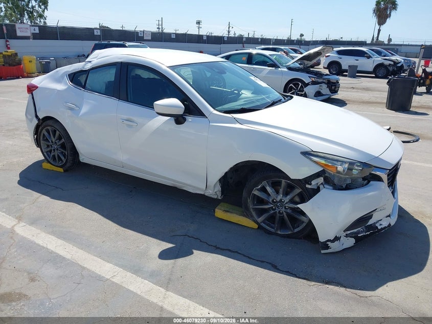 2018 MAZDA MAZDA3 TOURING | 3MZBN1V31JM202375 | UPCARS