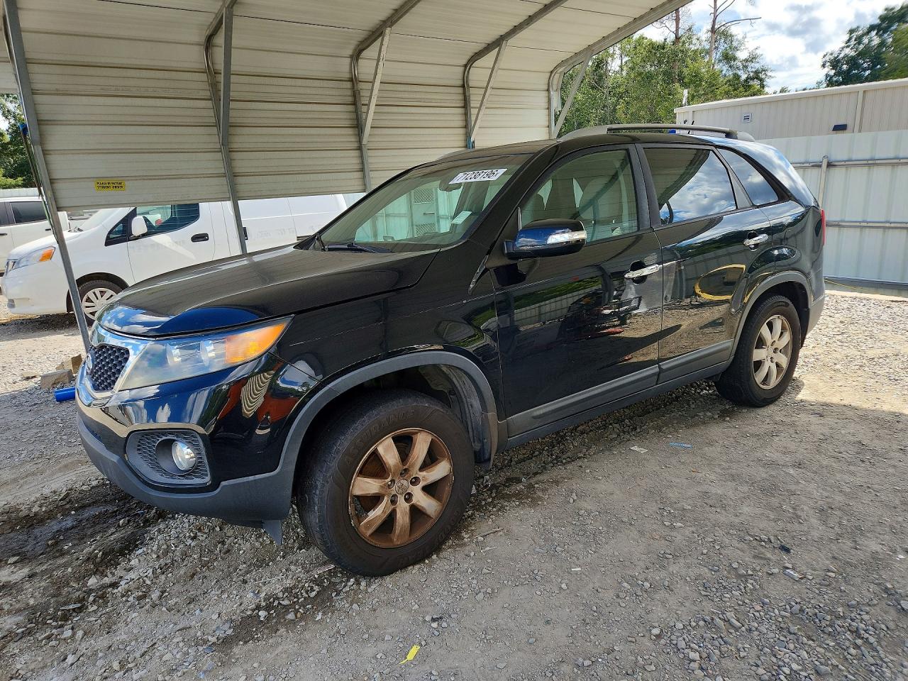 2013 KIA SORENTO LX | 5XYKT3A66DG341858 | UPCARS
