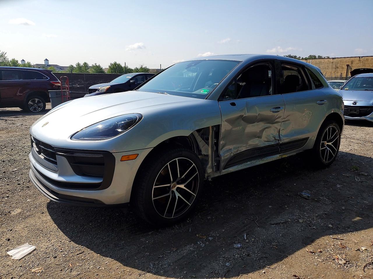 2026 PORSCHE MACAN BASE | WP1AA2A54TLB02720 | UPCARS