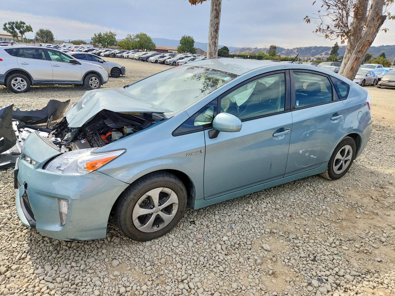 2015 TOYOTA PRIUS TWO | JTDKN3DU6F1996853 | UPCARS