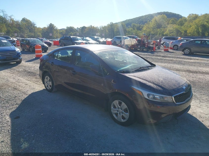 2018 KIA FORTE LX | 3KPFK4A78JE167352 | UPCARS