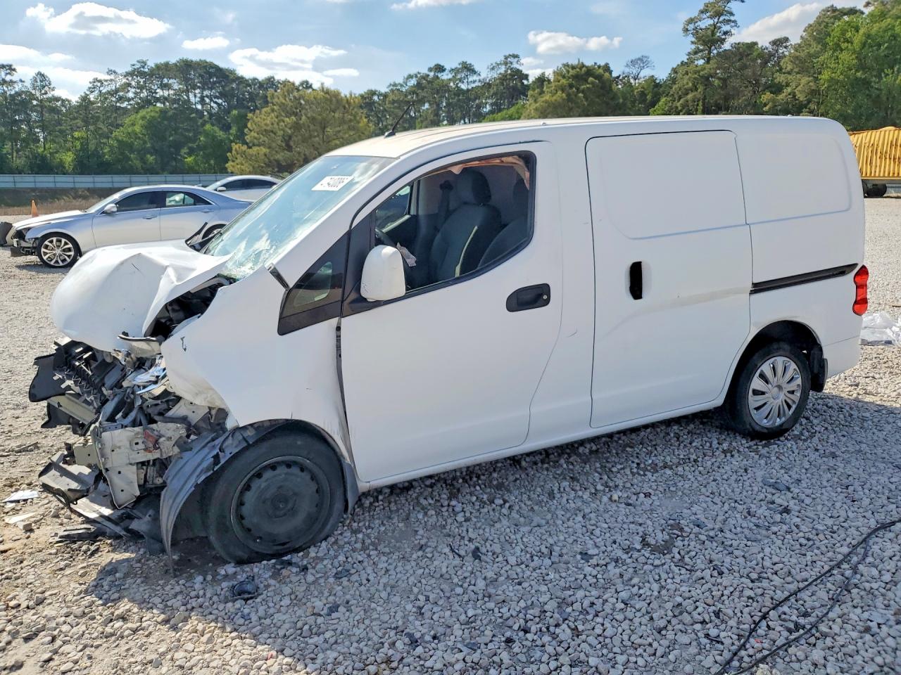 2017 NISSAN NV SV | 3N6CM0KN2HK709556 | UPCARS
