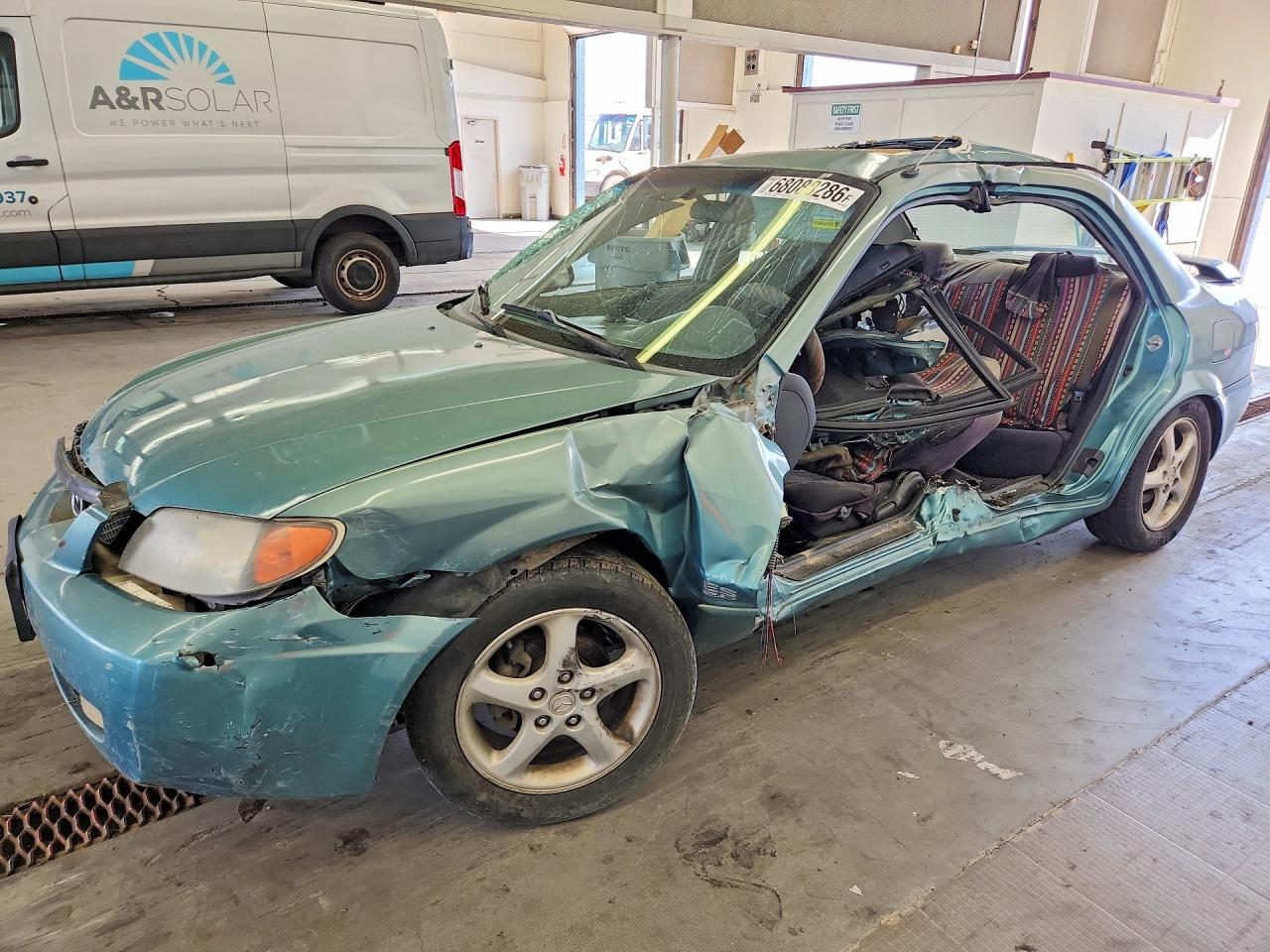 2001 MAZDA PROTEGE LX | JM1BJ225210425134 | UPCARS