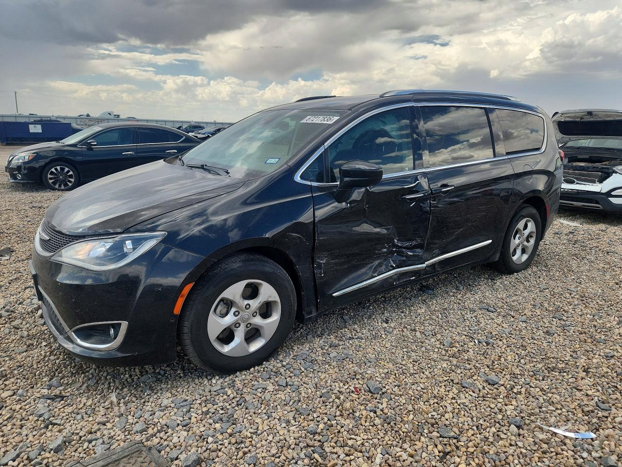 2017 CHRYSLER PACIFICA TOURING L PLUS | 2C4RC1EG1HR669311 | UPCARS