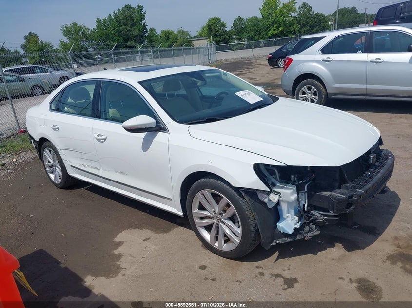 2018 VOLKSWAGEN PASSAT 2.0T SEL PREMIUM | 1VWCA7A35JC026652 | UPCARS
