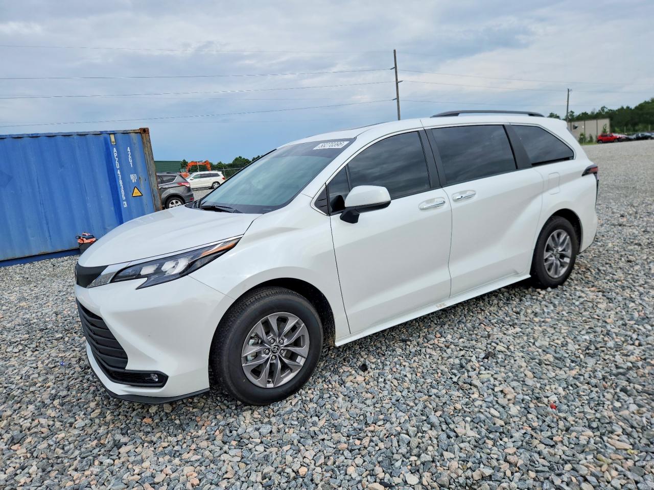 2026 TOYOTA SIENNA XLE 8-PASSENGER | 5TDYRKEC1TS325720 | UPCARS