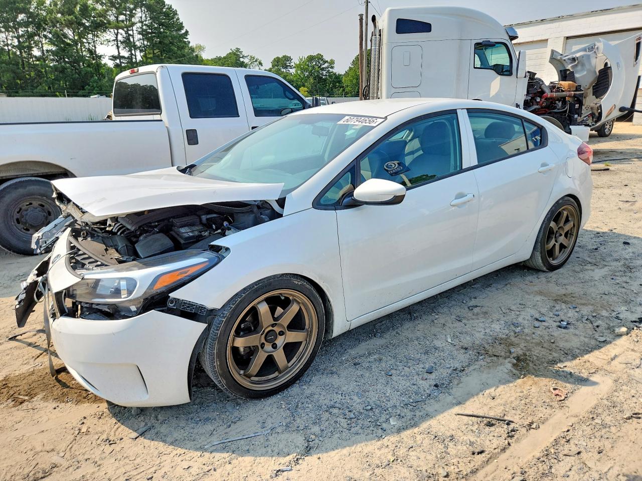 2018 KIA FORTE LX | 3KPFK4A73JE189968 | UPCARS