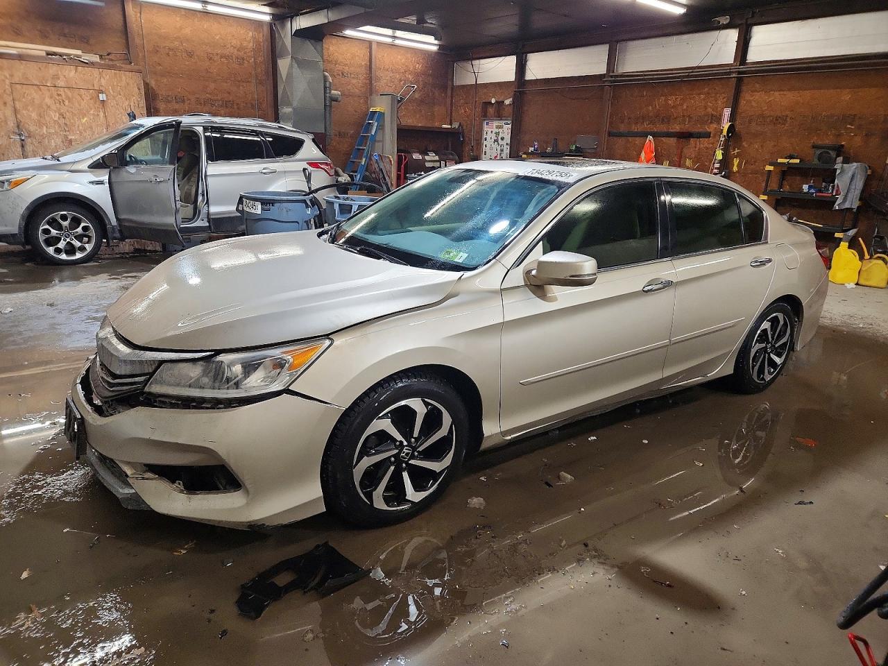 2016 HONDA ACCORD EX | 1HGCR2F72GA135862 | UPCARS