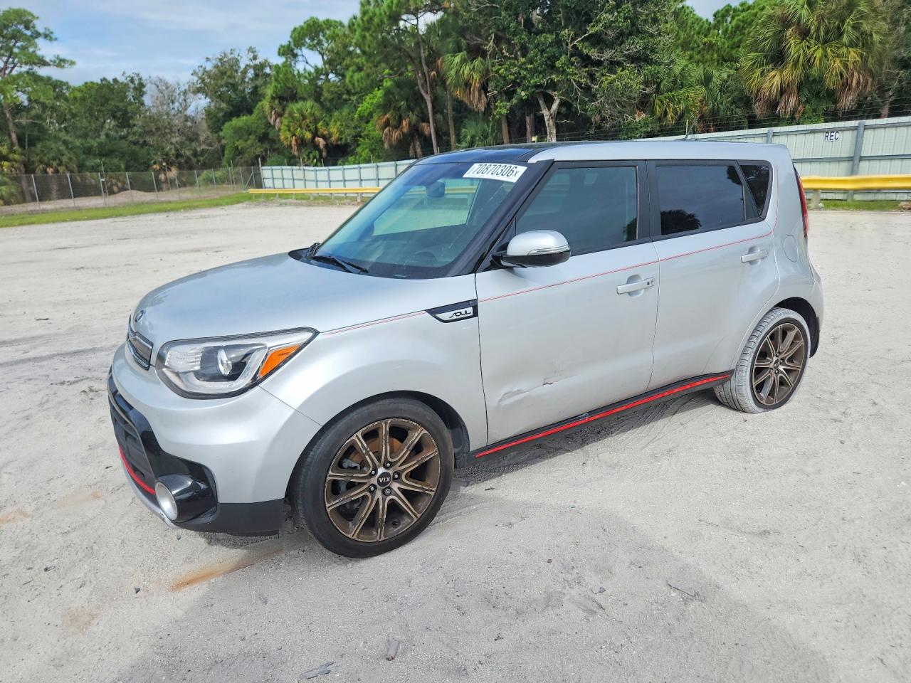 2018 KIA SOUL BASE | KNDJX3AA4J7524186 | UPCARS