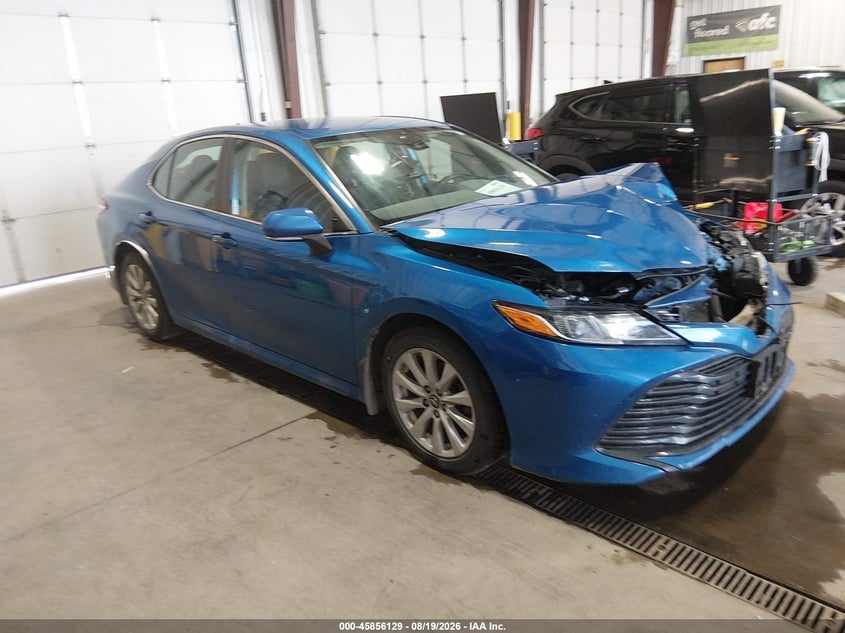 2019 TOYOTA CAMRY LE | 4T1B11HK0KU260973 | UPCARS