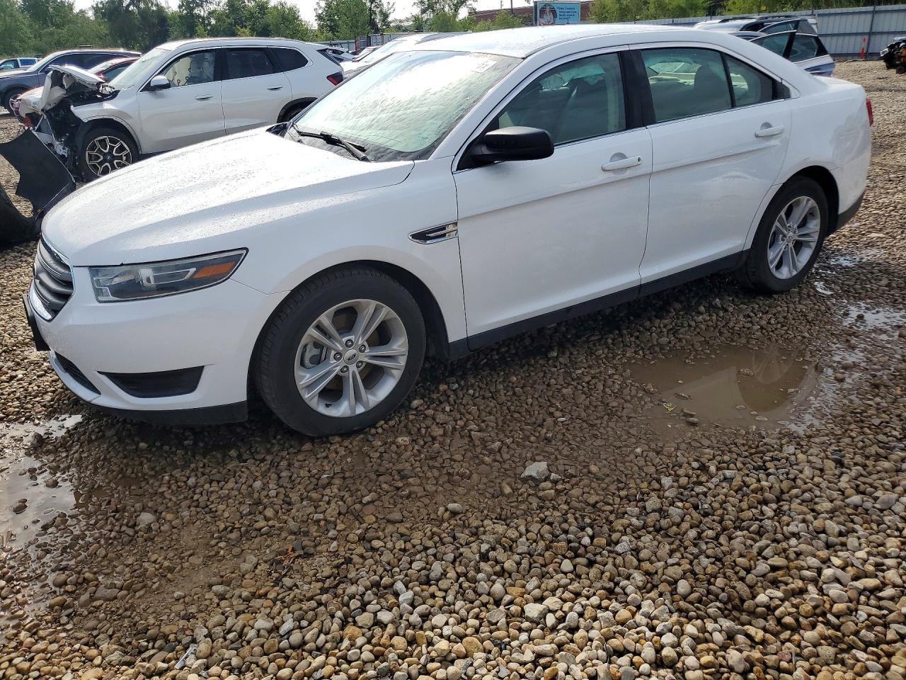 2017 FORD TAURU SE | 1FAHP2D83HG130065 | UPCARS