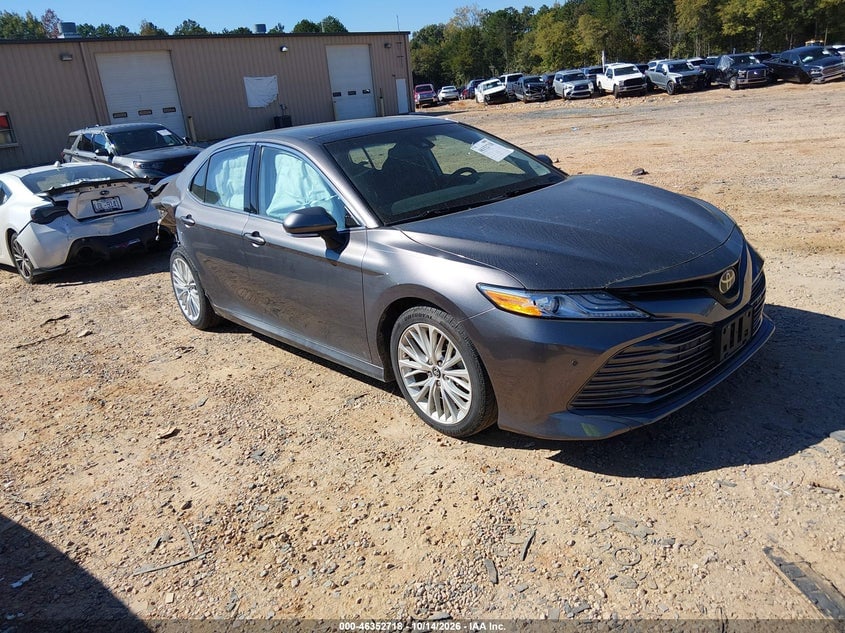 2018 TOYOTA CAMRY XLE | 4T1B11HK0JU102227 | UPCARS