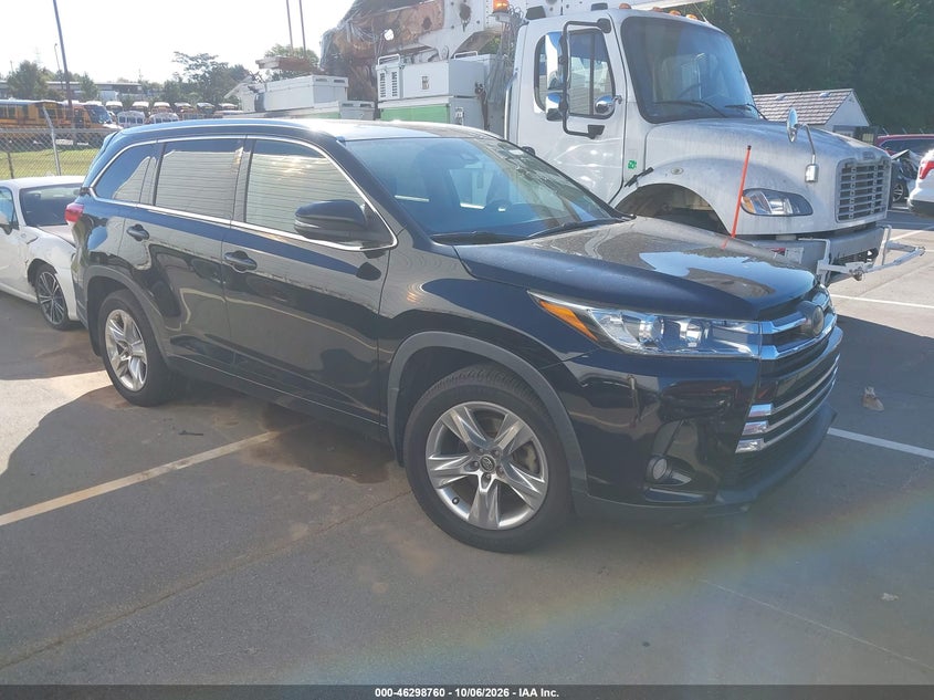 2017 TOYOTA HIGHLANDER LIMITED | 5TDDZRFH3HS482285 | UPCARS