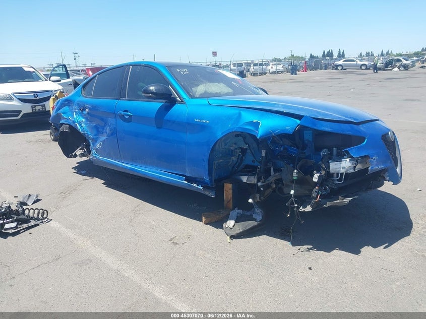 2022 ALFA ROMEO GIULIA VELOCE AWD | ZARFANBN7N7660117 | UPCARS
