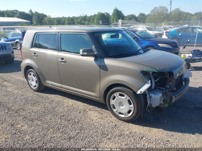 2013 SCION XB | JTLZE4FE6DJ032331 | UPCARS