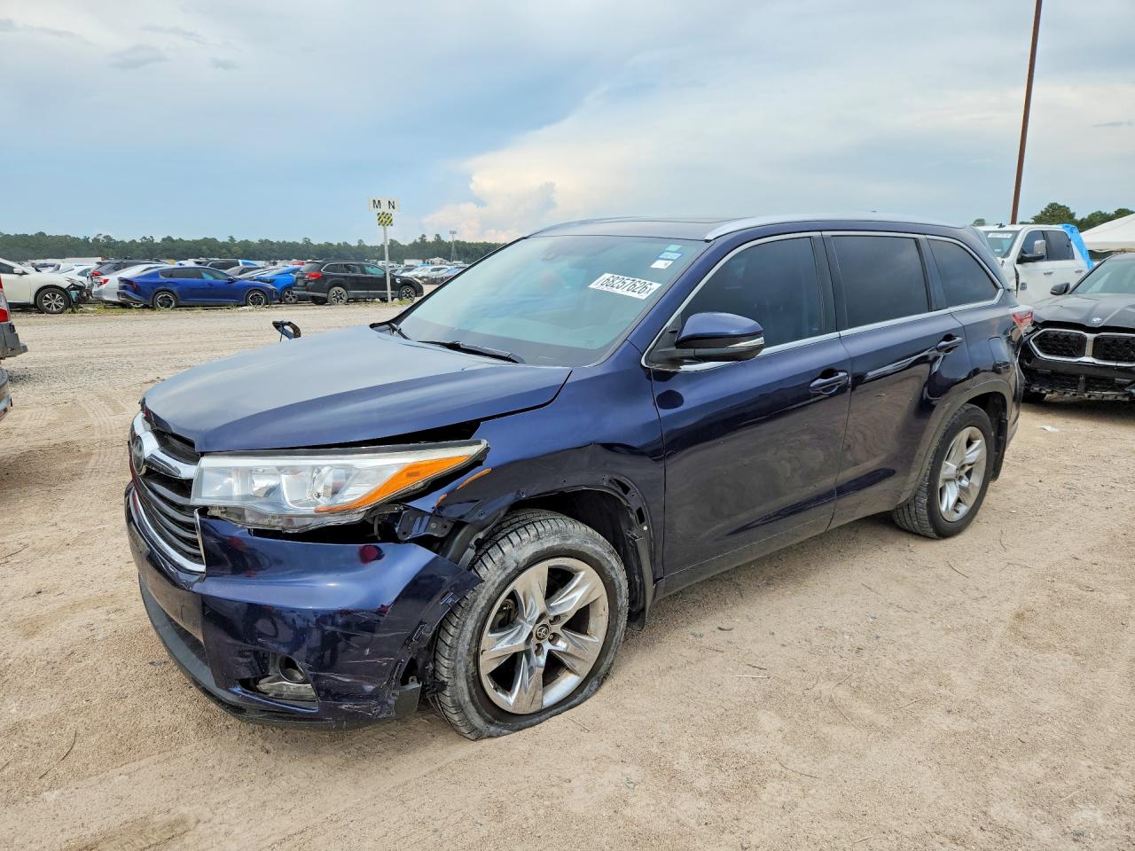 2016 TOYOTA HIGHLANDER LIMITED PLATINUM | 5TDYKRFH0GS130754 | UPCARS